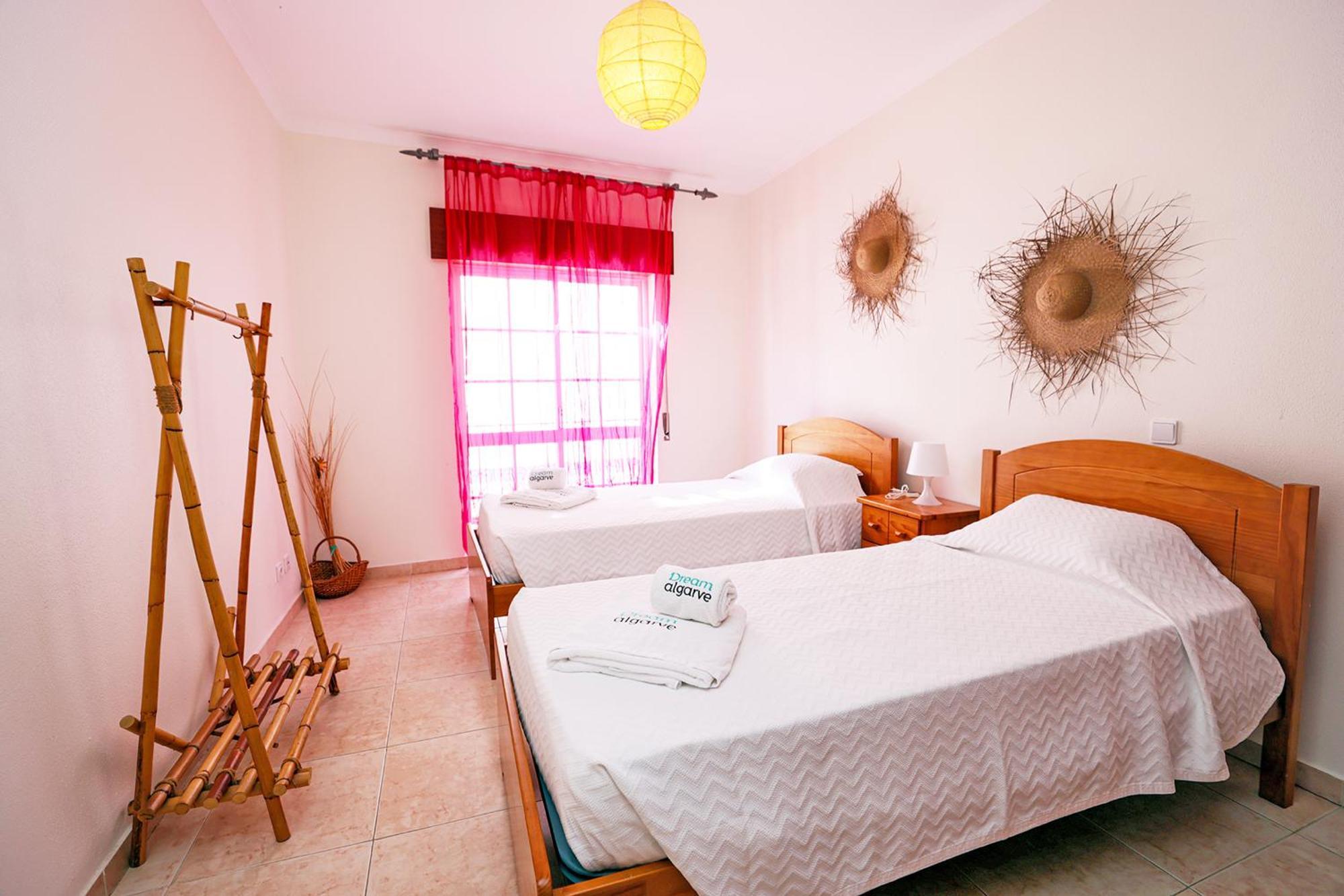 C25 - Town Center Apartment In Лагос Екстериор снимка